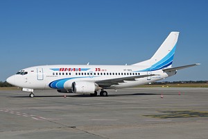 B737-500 Yamal Airlines VP-BRS_1