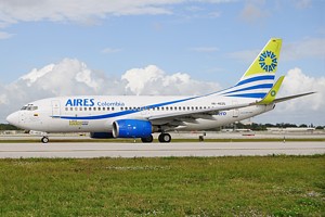 B737-700 Aires Colombia HK-4635_1