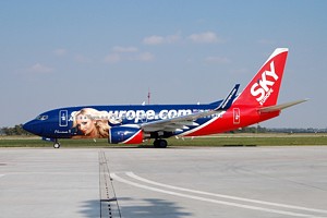 B737-700 SkyEurope OM-NGA_1