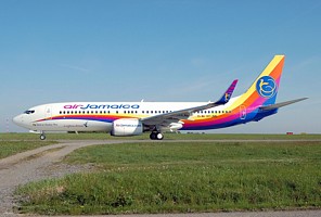 B737-800 Air Jamaica 9Y-JME_1