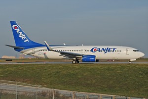 B737-800 CanJet Airlines C-FTCX_1