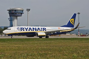B737-800 Ryanair EI-EKP_1