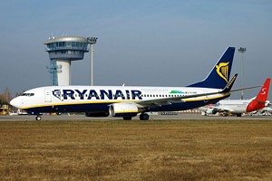 B737-800 Ryanair EI-EMO_1