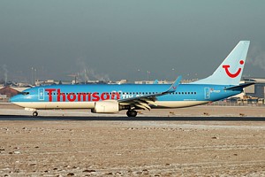 B737-800 Thomsonfly G-FDZF_1