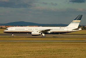 B757-200 Privilege Style EC-ISY_1