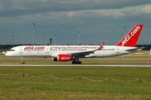 B757-200 RAK Airways G-LSAK_1