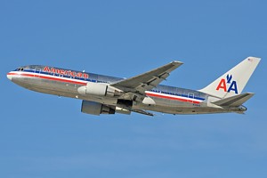 B767-200 American Airlines N319AA_1