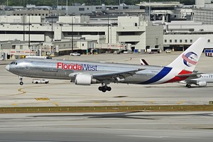 B767-300F Florida West N422LA_1