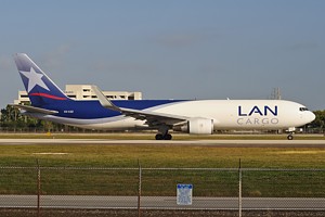 B767-300F LAN Cargo CC-CZZ_1