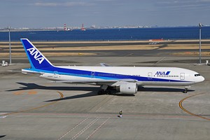 B777-200 ANA JA8969_1