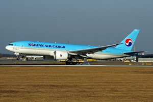 B777-200F Korean Air Cargo HL8251_1