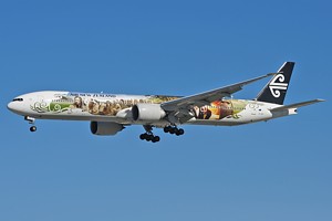 B777-300 Air New Zealand ZK-OKP_1