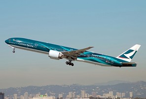 B777-300 Cathay Pacific Airways B-KPF_1
