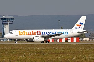 Balkan Holidays Air Airbus A320 LZ-BHG