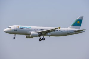 Berkut Air Airbus A320 UP-A2001