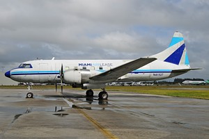 CV440 Miami Air Lease N41527_1