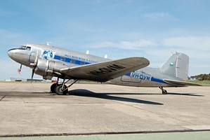 DC3 Melbourne´s Gooneybirds VH-OVM_1