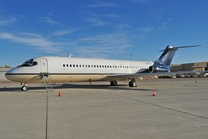 DC9-30 Columbus Blue Jackets N697BJ_1