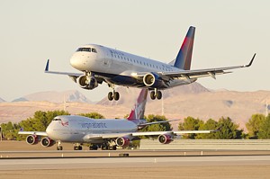 Delta Connection Embraer ERJ-175