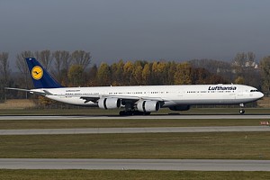 Lufthansa A340-600 D-AIHW_1