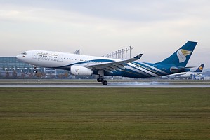Oman Air A330-200 A40-DC_1