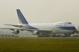 Veteran Avia B747-200 EK74798_1
