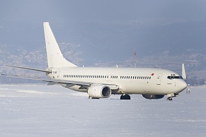 Saga Airlines B737-800 TC-SGG_1
