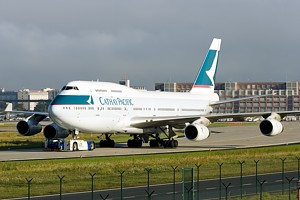 Cathay Pacific B747-400 B-HUF_1