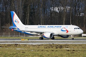 Ural Airlines A320 VQ-BCY_1