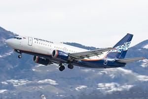 Nordavia B737-500 VP-BRE_1