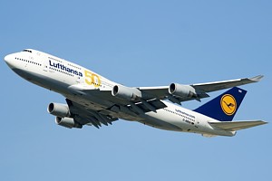 Lufthansa B747-400 D-ABVH_1