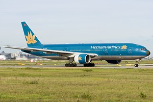 Vietnam Airlines B777-300 VN-A145_1