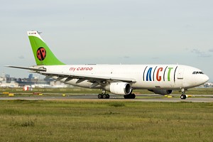 ACT Cargo A300B4 TC-ACZ_1