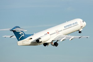 Montenegro Airlines F100 4O-AOP_1