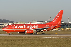 Sterling B737-700 OY-MRH_1