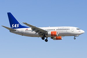 SAS B737-300 LN-TUA_1