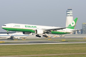 Eva Air B777-300 B-16707_1