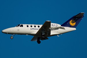 Lufthansa Cessna 525 D-ILHD_1