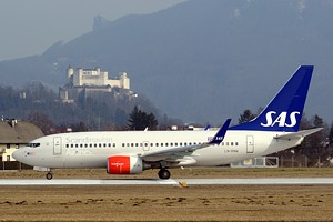 Scandinavian 737-700_1