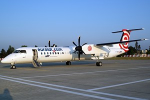 EuroLOT Dash 8-Q400_1