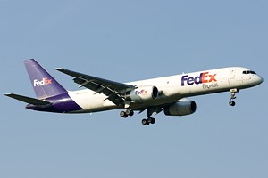 FedEx B757-200 N915FD_1