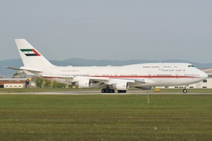 Dubai Air Wing Boeing 747-400 A6-HRM