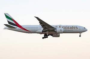 Emirates Boeing 777-200 A6-EWB 