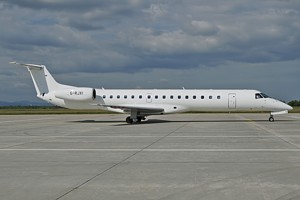 ERJ145 BMI regional G-RJXI_1