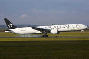 EVA Air Boeing 777-300 B-16701