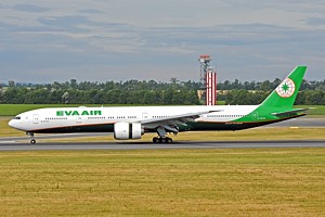 EVA Air Boeing 777-300 B-16735