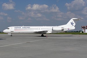 F100 Slovak Airlines OE-LVG_1