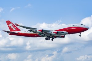 Global Super Tanker Boeing 747-400 N744ST