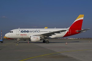 Iberia Airbus A319 EC-KHM
