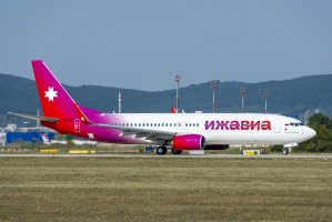 Izhavia Boeing 737-800 VQ-BBQ